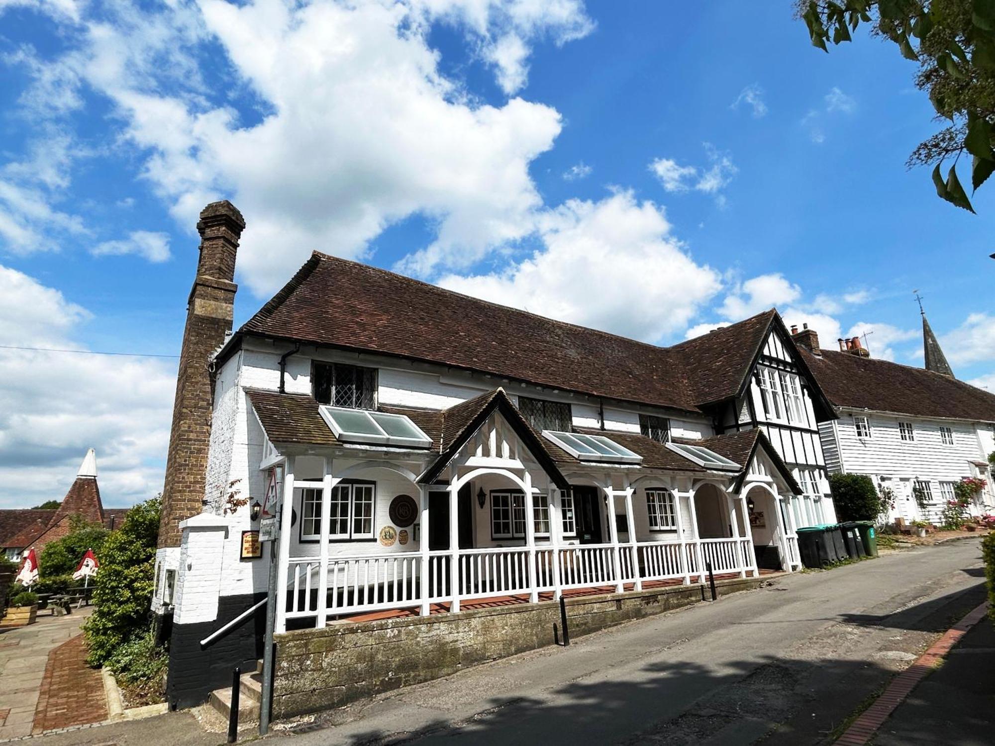 The Bear Inn Hartfield Exterior foto